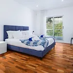 בית נופש Luxury House *