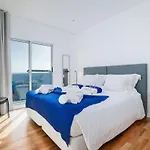 Luxury House בית נופש *