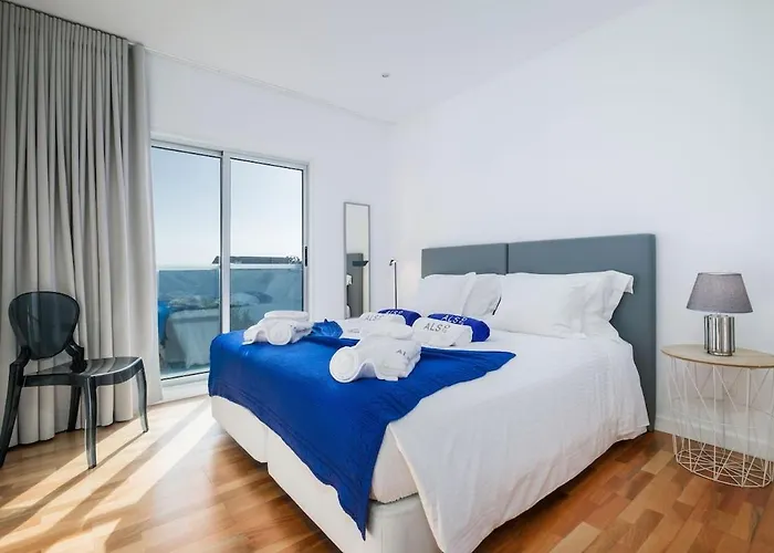 Luxury House بيت للعطل *